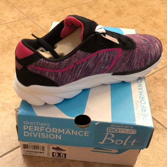 skechers gorun bolt